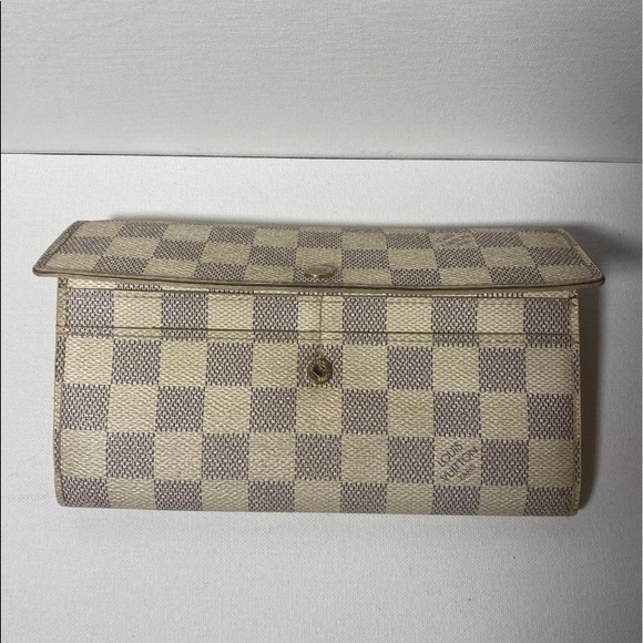 SOLDAuthentic Louis Vuitton Damier Azur Sarah Wallet - Picture 11 of 13